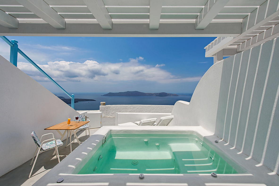 Aura Suites Santorini Greece